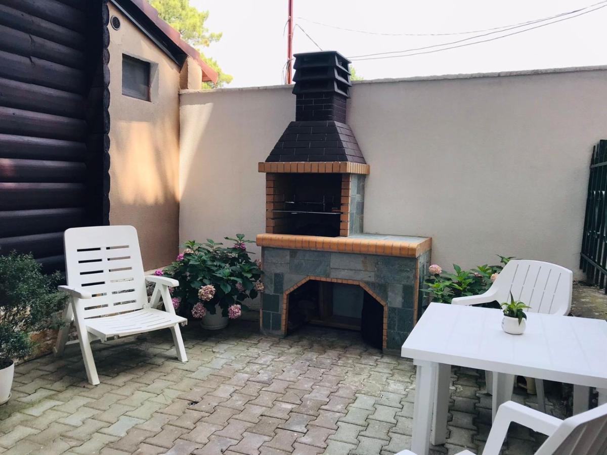 Vila Lulebore Velipojë Esterno foto